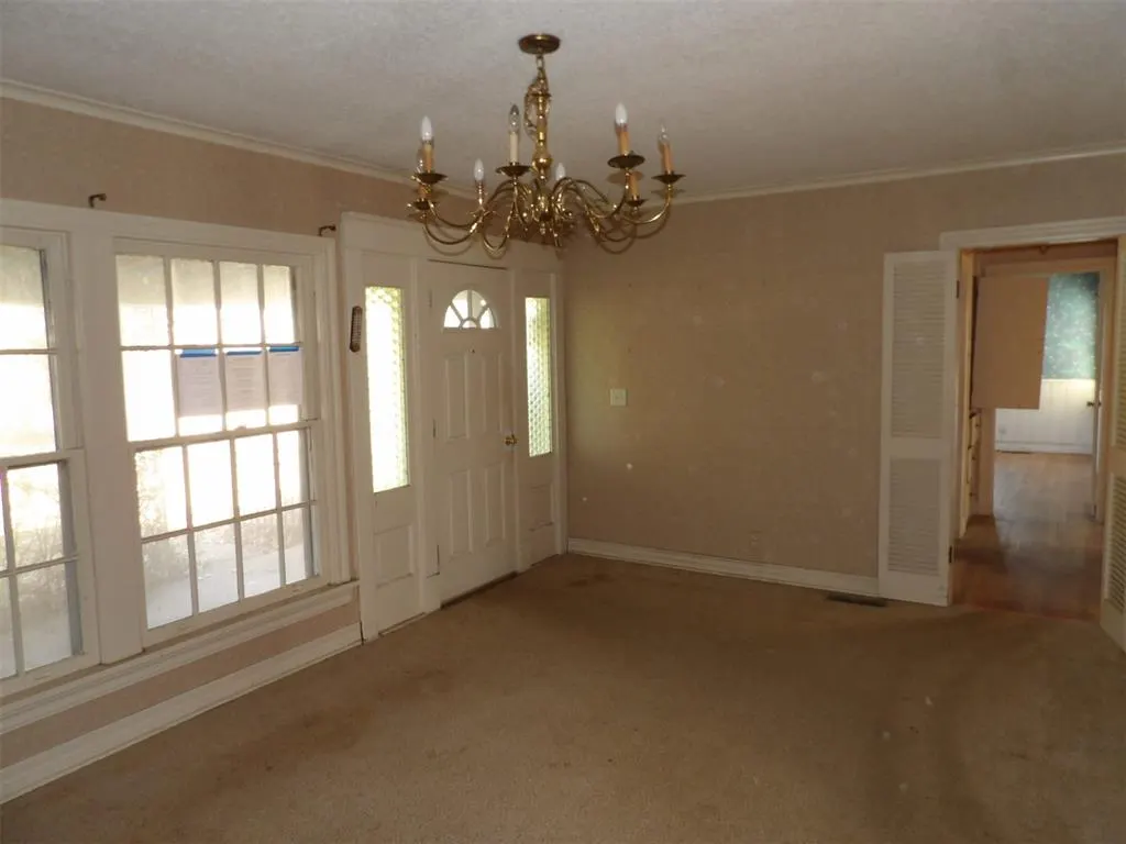 Photo 2 — 5804 NW 57th Street, Warr Acres, OK 73122