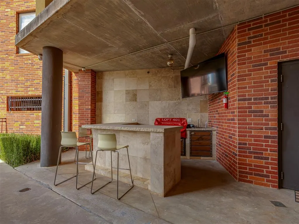 Photo 43 — 401 E Boyd Street 305, Norman, OK 73069