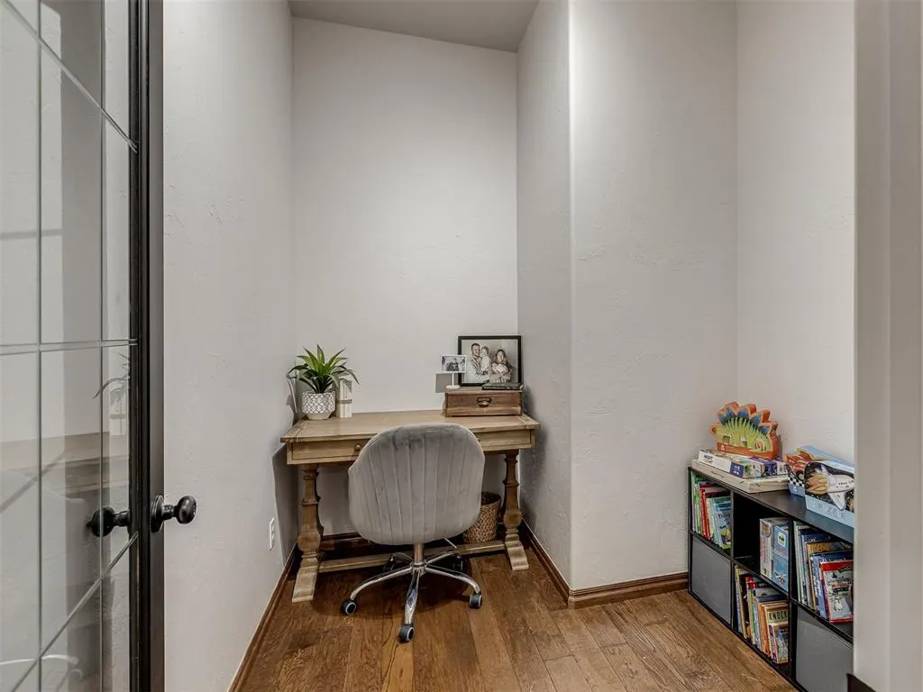 Photo 4 — 3209 SE 33rd Street, Moore, OK 73160
