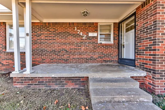 Photo 2 — 1742 Carlisle Road, The Village, OK 73120