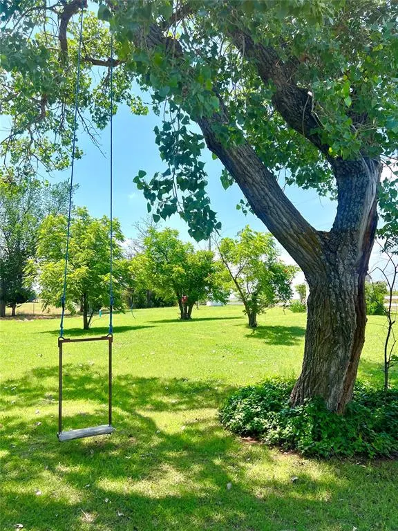 Photo 8 — 416 E Quail Road, Chickasha, OK 73018