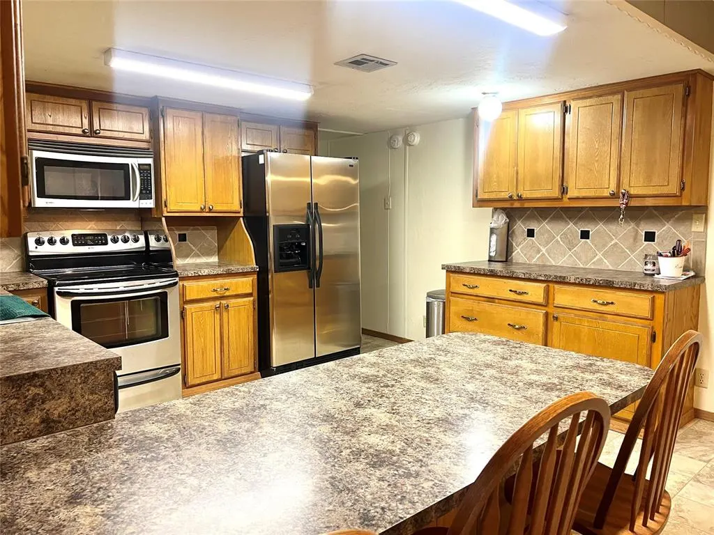 Photo 14 — 416 E Quail Road, Chickasha, OK 73018