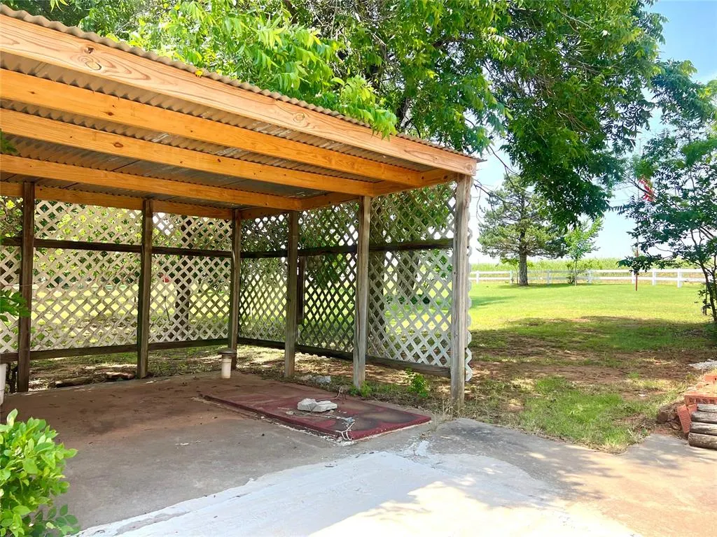 Photo 38 — 416 E Quail Road, Chickasha, OK 73018