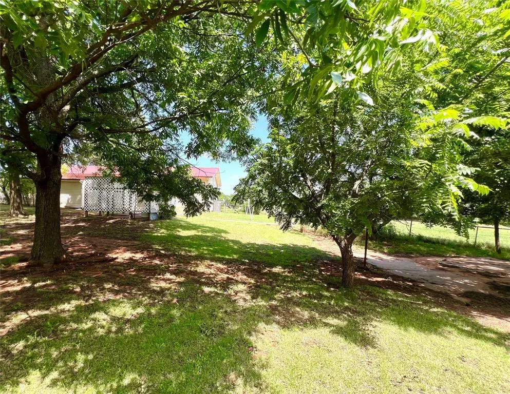 Photo 39 — 416 E Quail Road, Chickasha, OK 73018