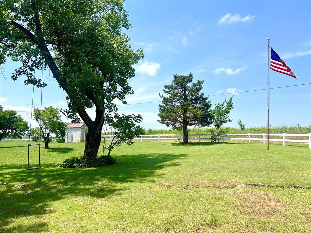 Photo 45 — 416 E Quail Road, Chickasha, OK 73018