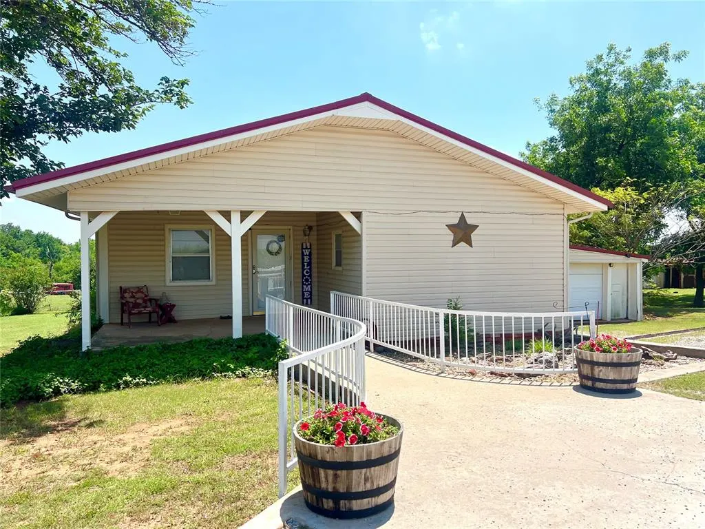 Photo 46 — 416 E Quail Road, Chickasha, OK 73018