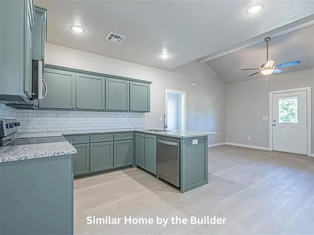 Photo 3 — 423 N Tenbrook Avenue, Shawnee, OK 74801
