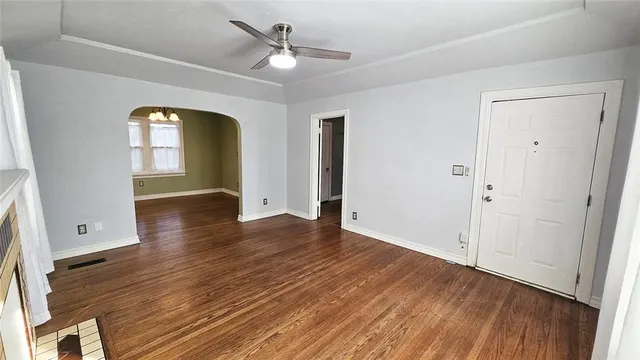 Photo 4 — 2305 NW 25th Street, Oklahoma City, OK 73107