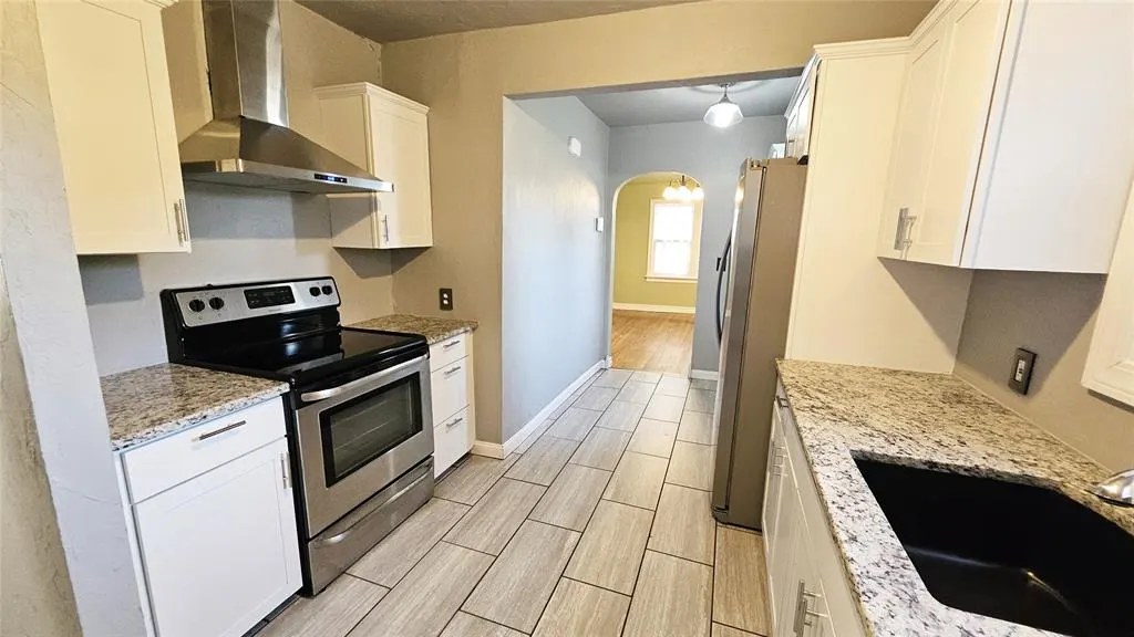 Photo 13 — 2305 NW 25th Street, Oklahoma City, OK 73107