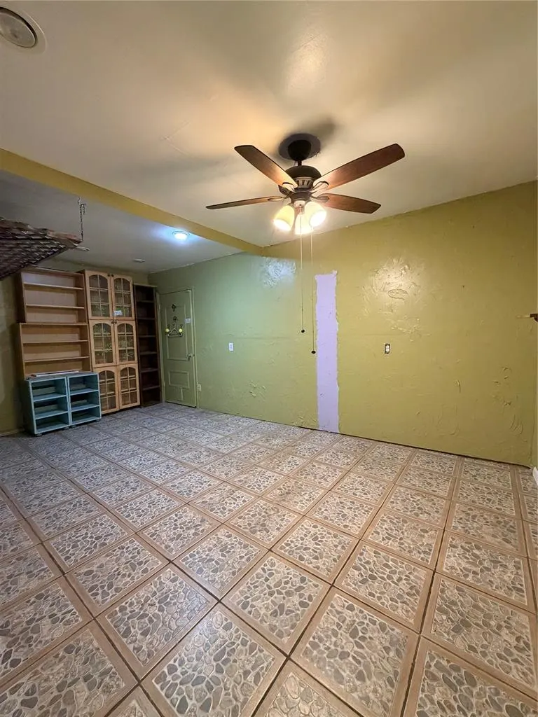 Photo 11 — 4056 NW 36th Street, Oklahoma City, OK 73112