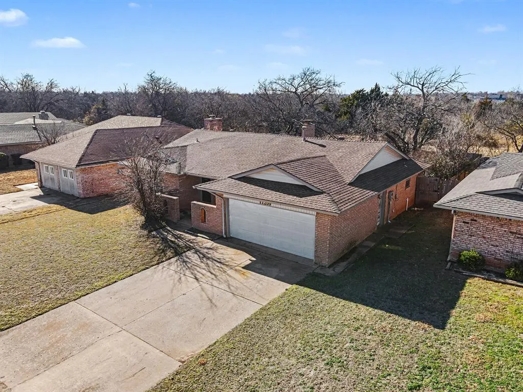 Photo 3 — 11209 Bel Air Place, Oklahoma City, OK 73120