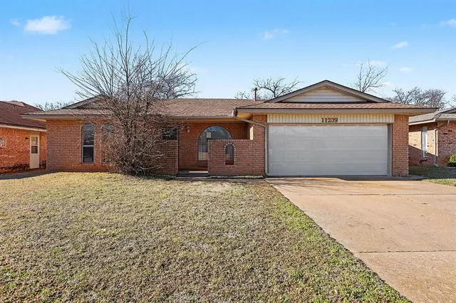 Photo 8 — 11209 Bel Air Place, Oklahoma City, OK 73120