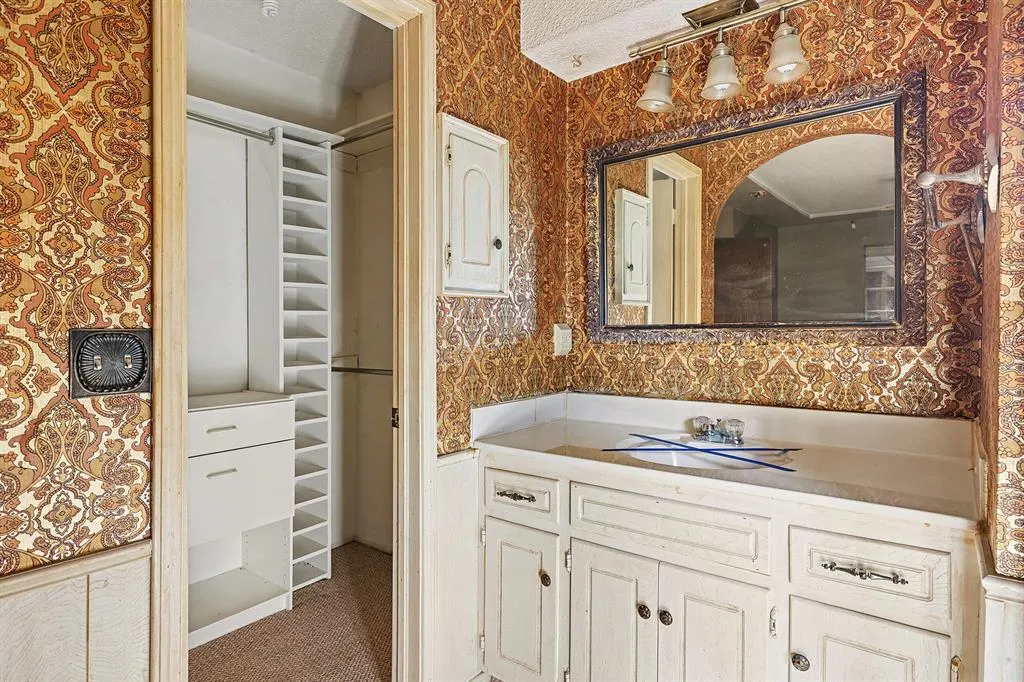 Photo 18 — 11209 Bel Air Place, Oklahoma City, OK 73120