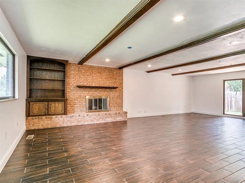 Photo 13 — 6517 Dulane Circle, Oklahoma City, OK 73132