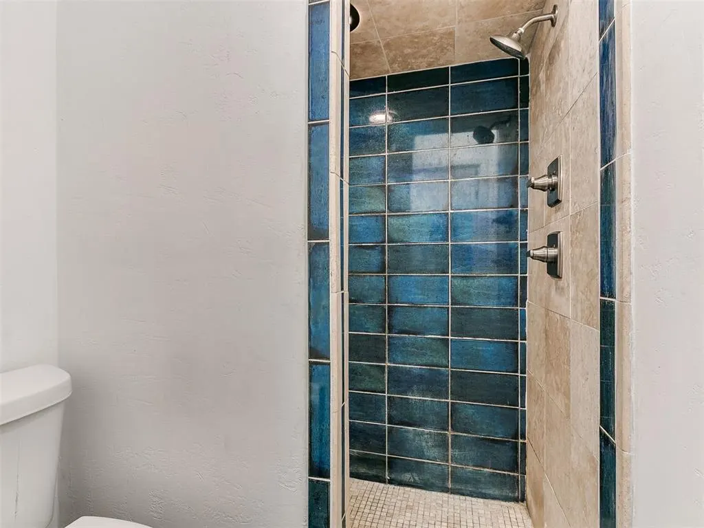 Photo 5 — 6517 Dulane Circle, Oklahoma City, OK 73132