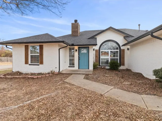 Photo 5 — 1701 Sumac Drive, Norman, OK 73071