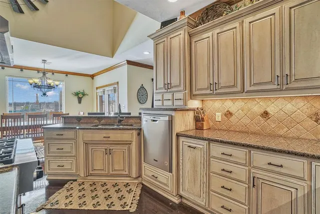 Photo 8 — 20966 E County Road 155, Altus, OK 73521