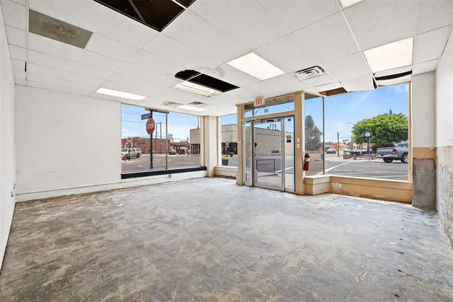 Photo 4 — 121 S Bickford Avenue, El Reno, OK 73036