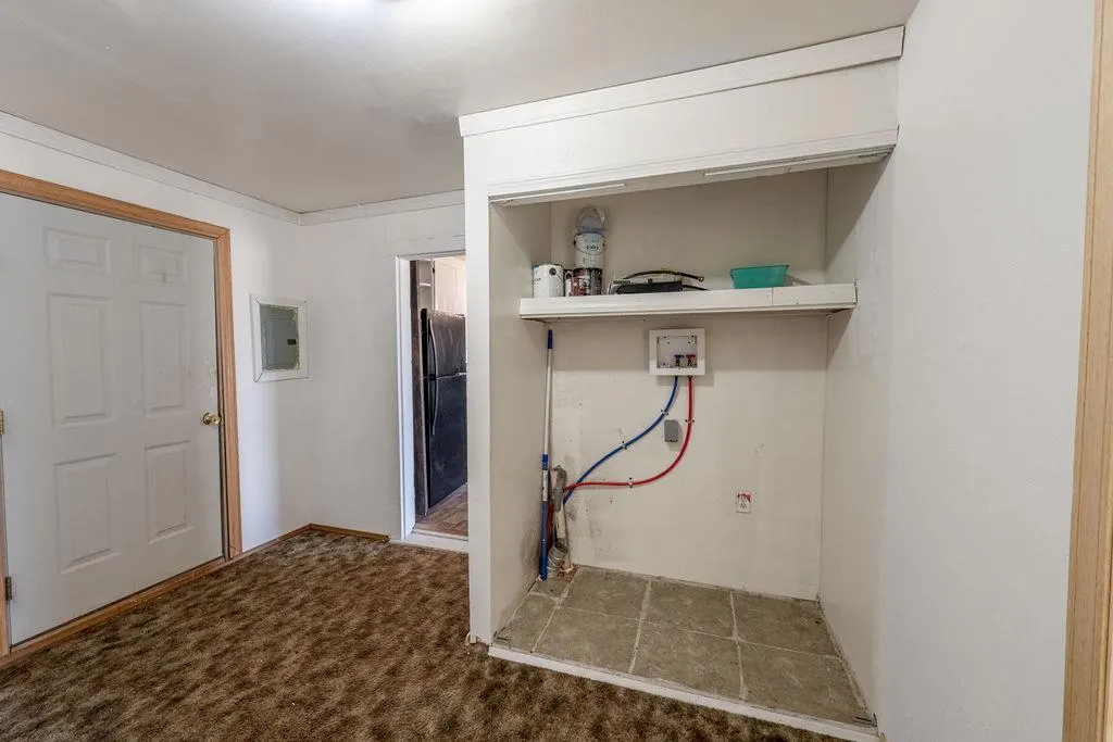 Photo 23 — 631 W 10th Street, Cordell, OK 73632