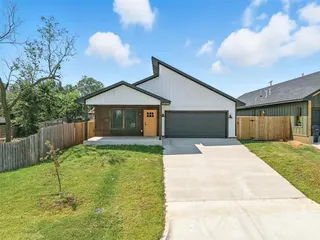 Sold home at 604 SE 27th Street