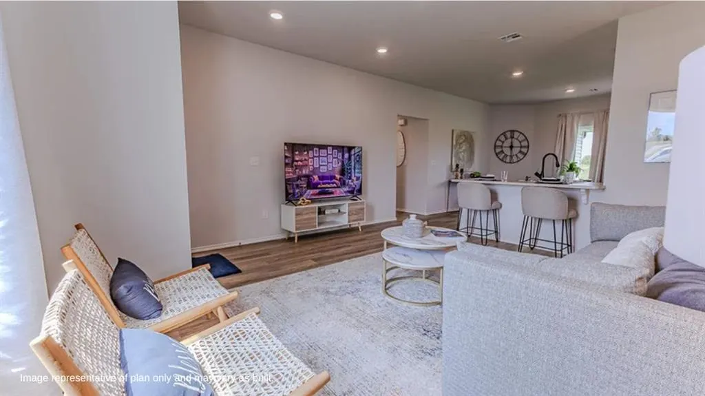 Photo 12 — 756 SW 11th Street, Newcastle, OK 73065