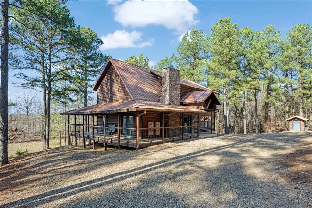 Photo 3 — 296 Southern Hills Circle, Broken Bow, OK 74728