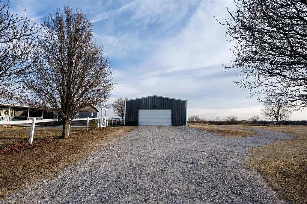 Photo 36 — 32204 E County Road 1497, Paoli, OK 73074