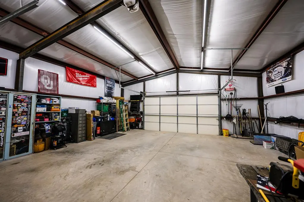 Photo 39 — 32204 E County Road 1497, Paoli, OK 73074
