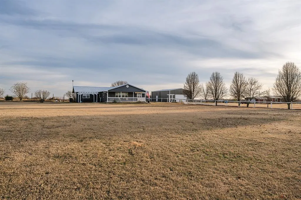 Photo 47 — 32204 E County Road 1497, Paoli, OK 73074
