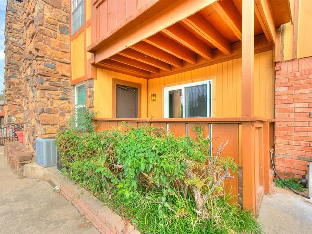 Photo 3 — 2616 N Ann Arbor Avenue 113, Oklahoma City, OK 73127