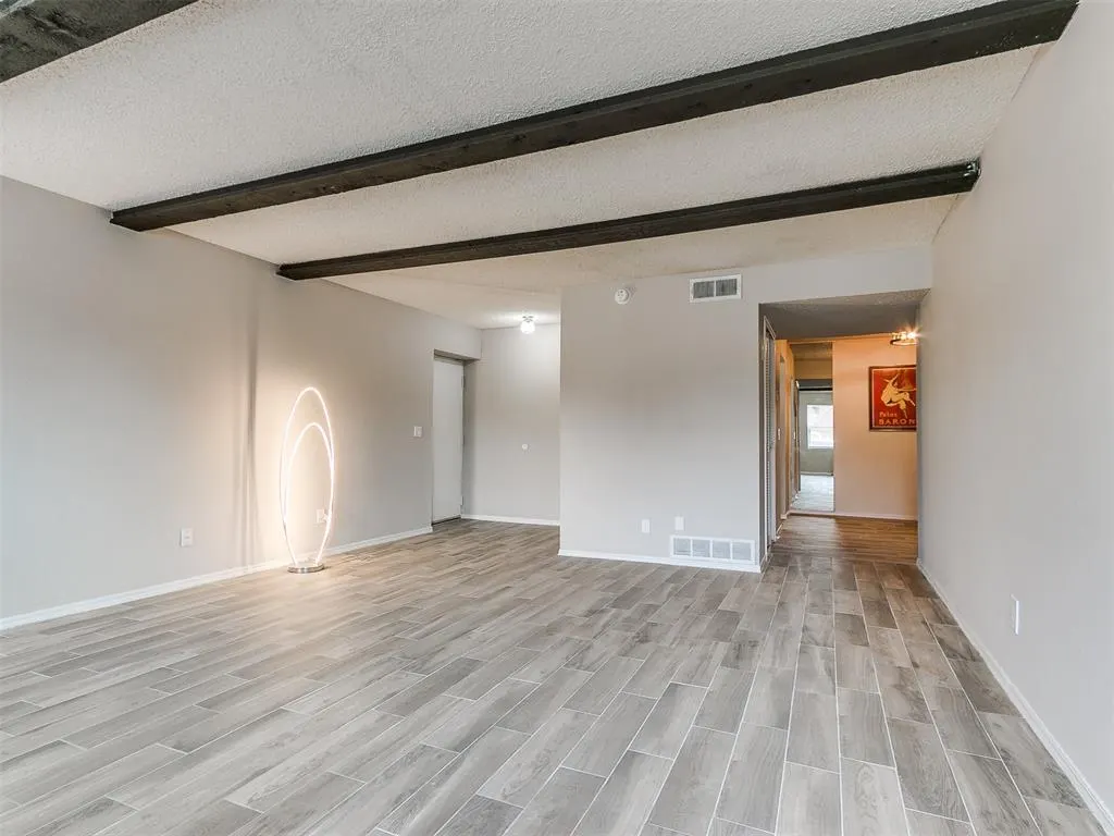 Photo 9 — 2616 N Ann Arbor Avenue 113, Oklahoma City, OK 73127