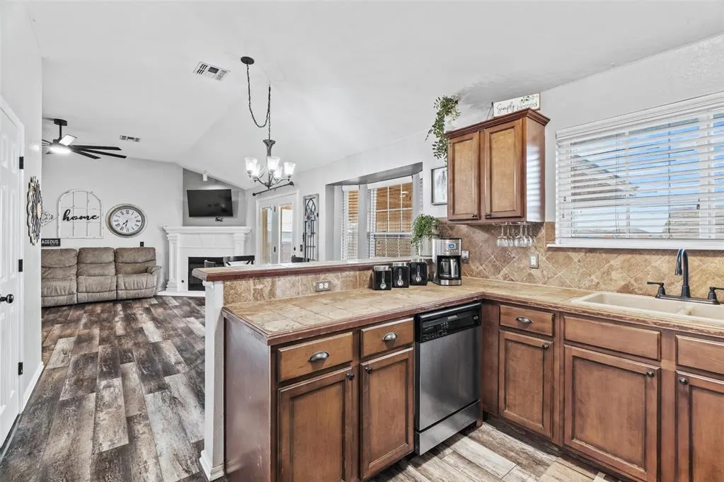Photo 10 — 4912 SW Malcom Road, Lawton, OK 73505