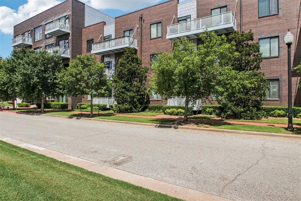 Front exterior — 444 N Central Avenue 204, Oklahoma City, OK 73104