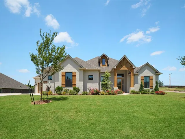 Front exterior — 9217 SW 90th Street, Mustang, OK 73064