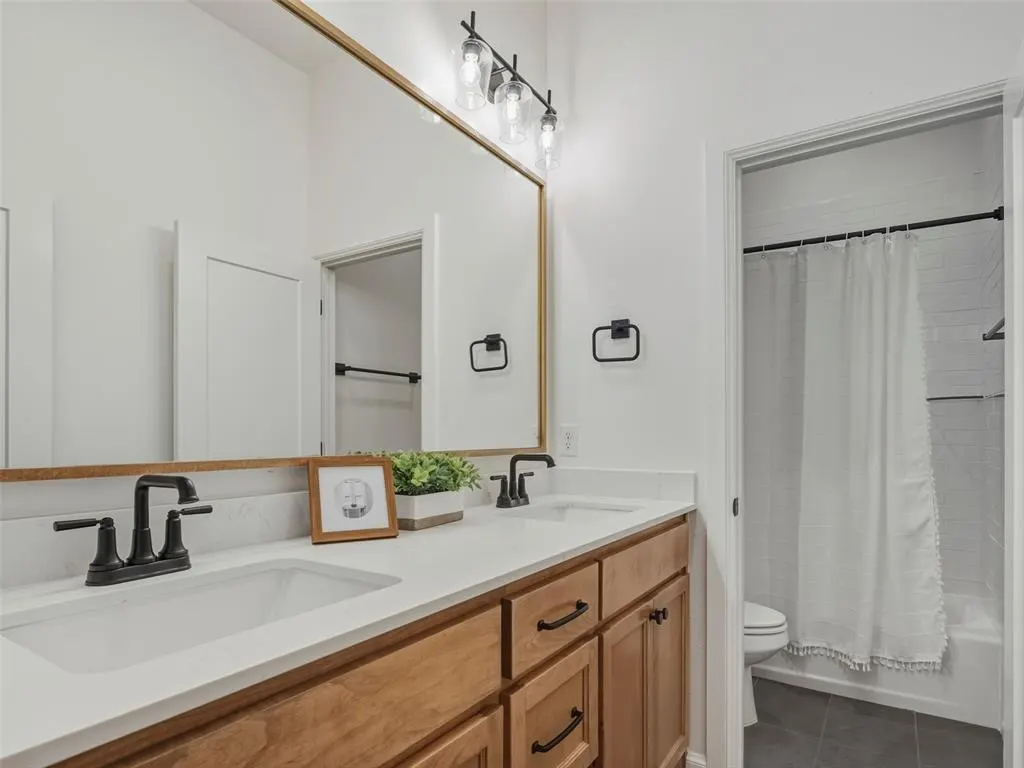 Photo 20 — 7808 NW 163rd Street, Oklahoma City, OK 73013