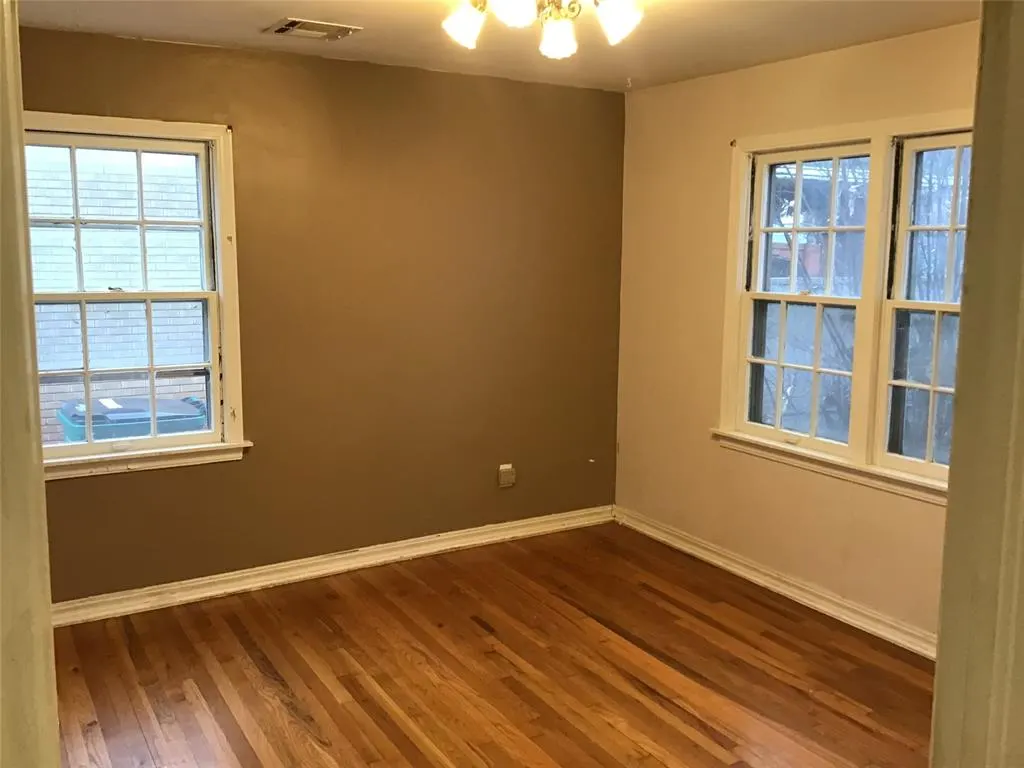 Photo 10 — 2108 NW 35th Street, Oklahoma City, OK 73112