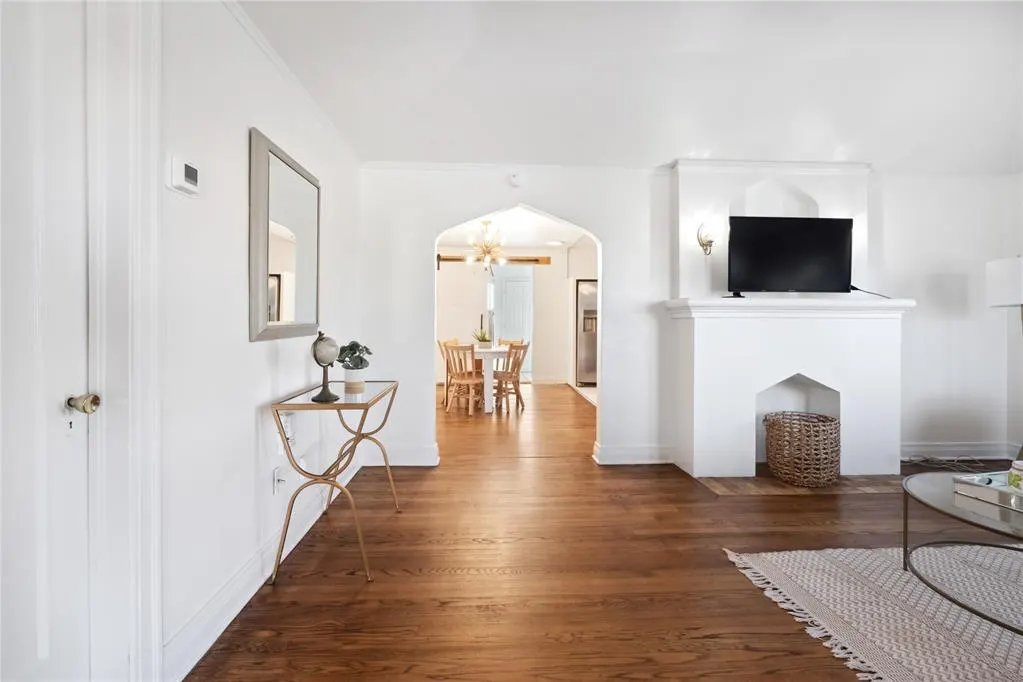 Photo 12 — 2321 N Youngs Boulevard, Oklahoma City, OK 73107