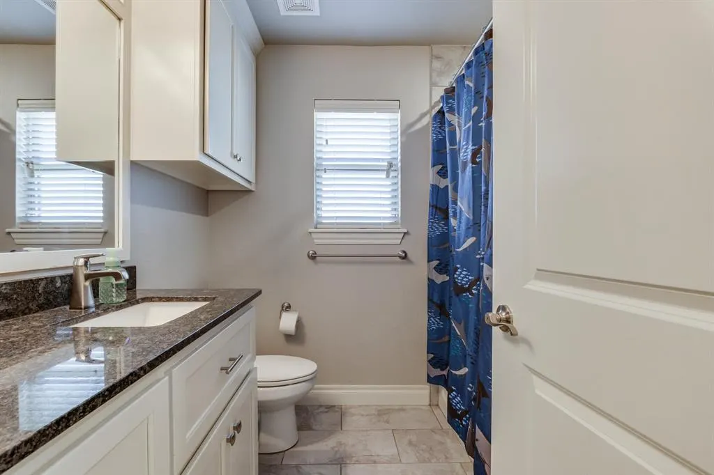 Photo 11 — 8813 NW 123rd Street, Oklahoma City, OK 73142