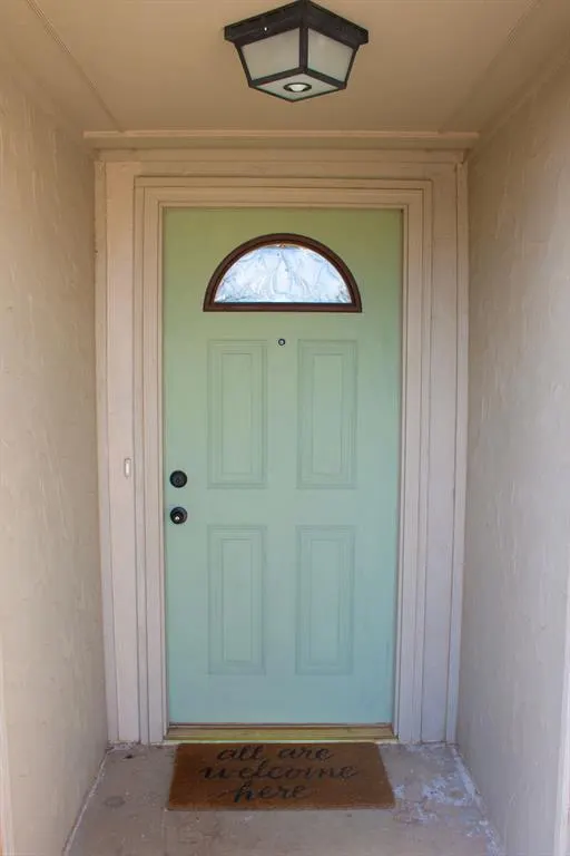 Photo 2 — 1609 Apian Way, Edmond, OK 73003