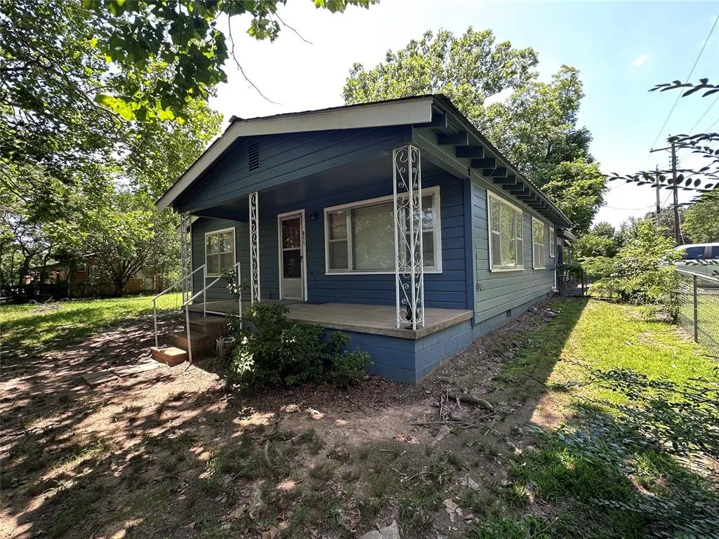 Photo 8 — 811 N Broadway Street, Broken Bow, OK 74728