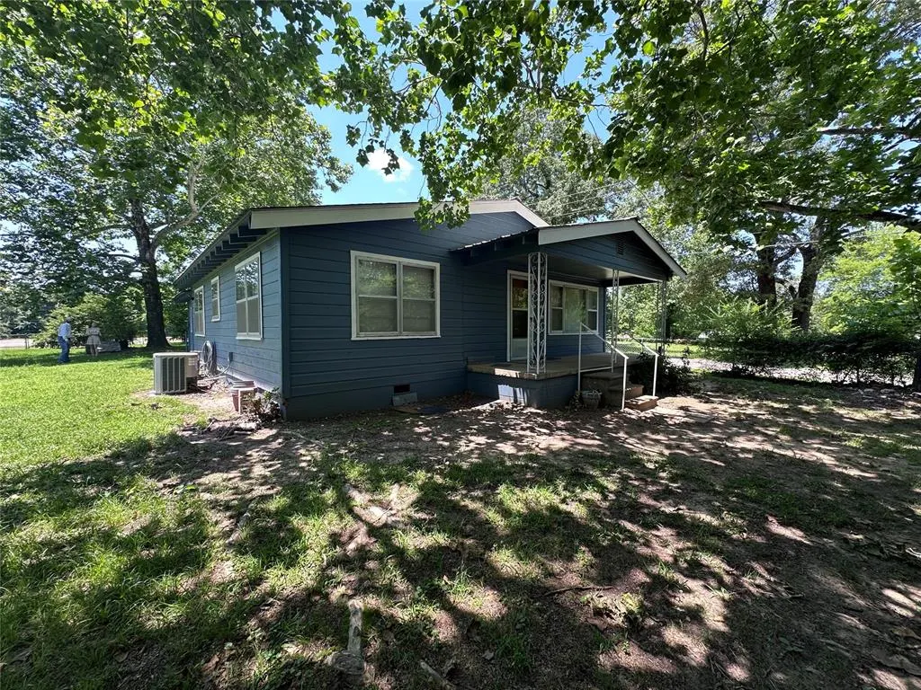Photo 9 — 811 N Broadway Street, Broken Bow, OK 74728