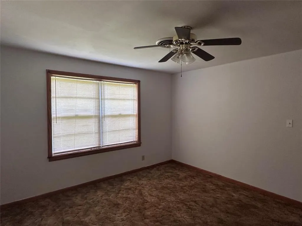 Photo 24 — 811 N Broadway Street, Broken Bow, OK 74728
