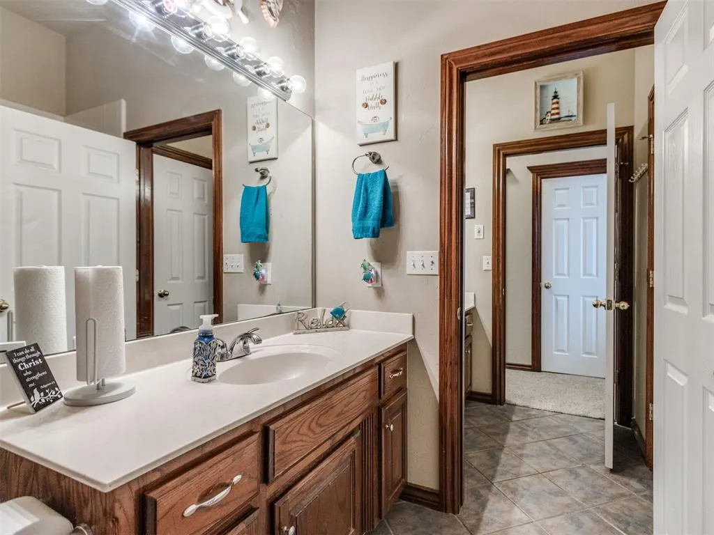 Photo 15 — 10121 Cottonwood Drive, Newalla, OK 74857