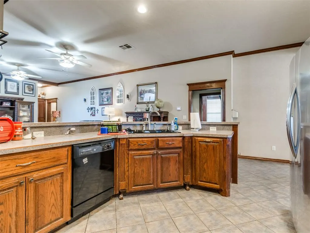Photo 43 — 10121 Cottonwood Drive, Newalla, OK 74857