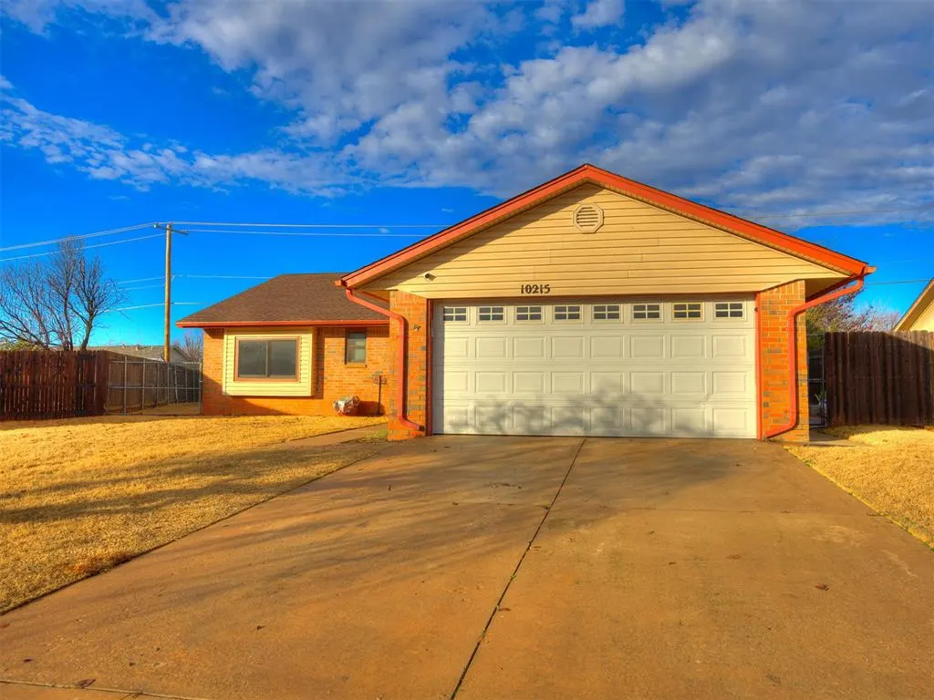 Front exterior — 10215 S Hillcrest Drive, Oklahoma City, OK 73159
