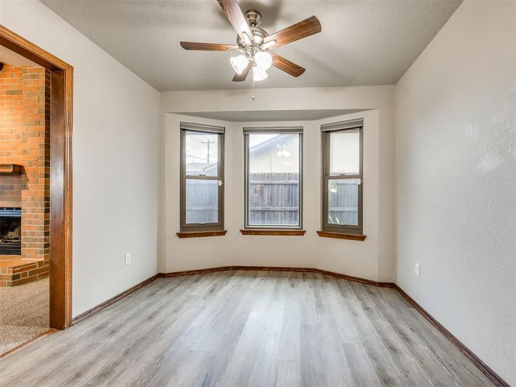 Photo 15 — 10215 S Hillcrest Drive, Oklahoma City, OK 73159