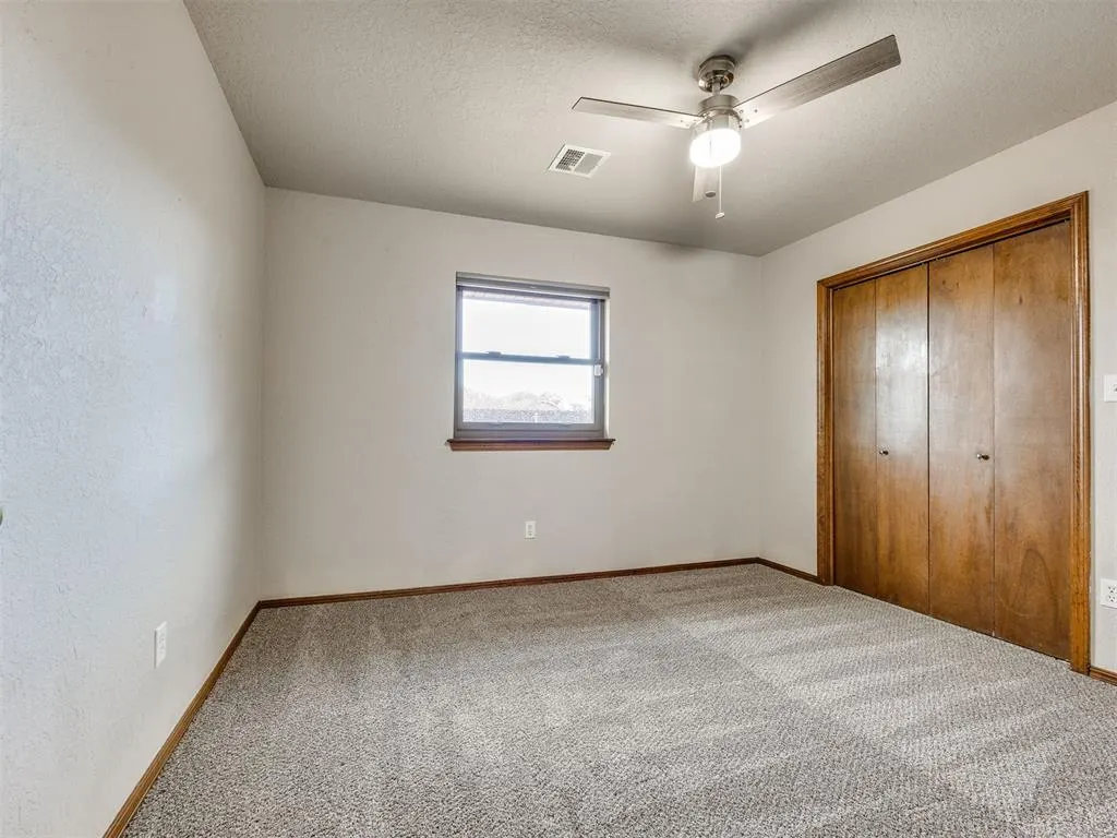 Photo 25 — 10215 S Hillcrest Drive, Oklahoma City, OK 73159