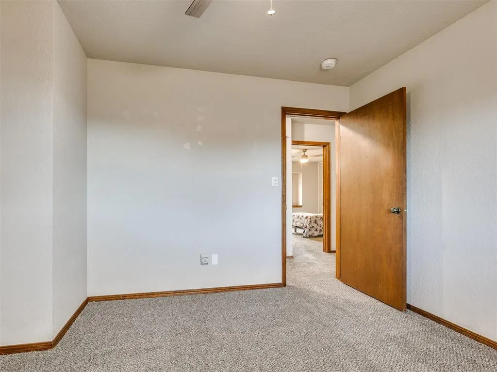 Photo 27 — 10215 S Hillcrest Drive, Oklahoma City, OK 73159