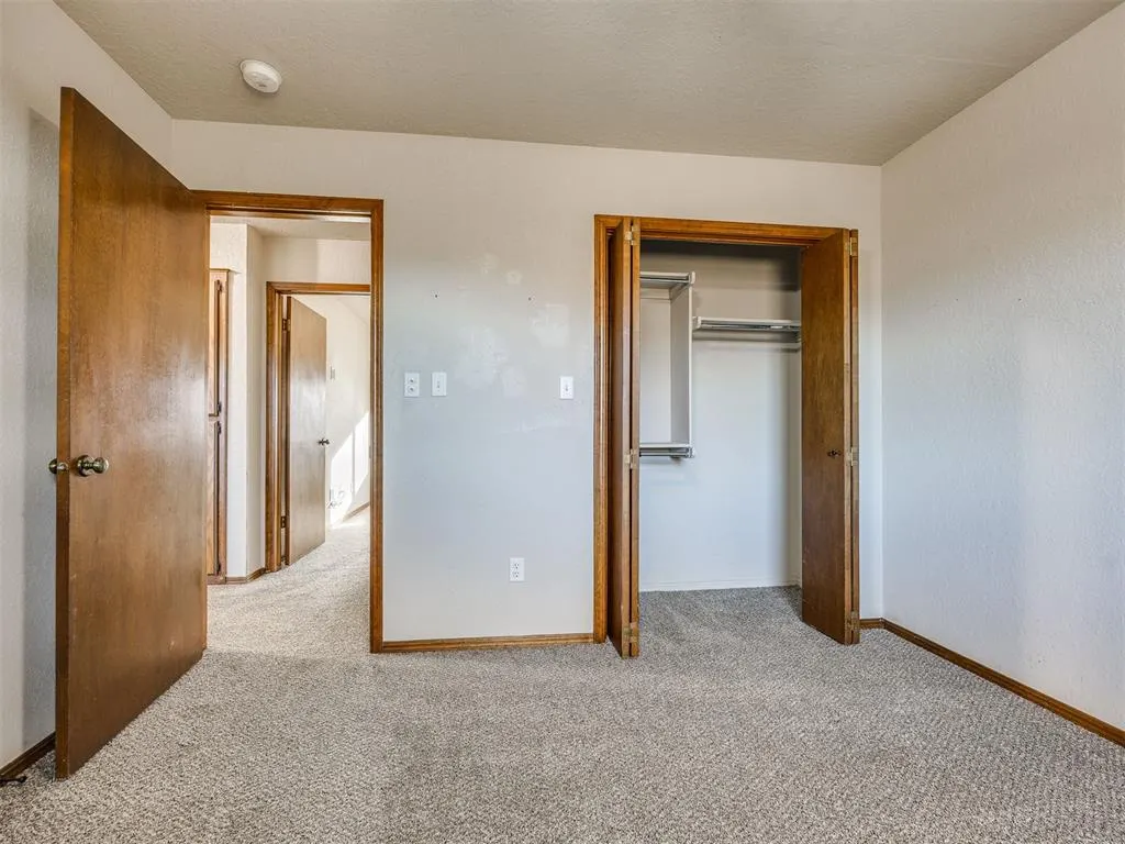 Photo 30 — 10215 S Hillcrest Drive, Oklahoma City, OK 73159