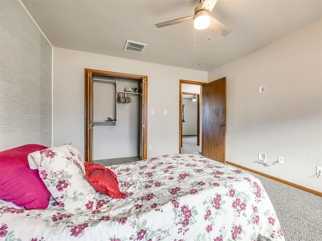 Photo 33 — 10215 S Hillcrest Drive, Oklahoma City, OK 73159